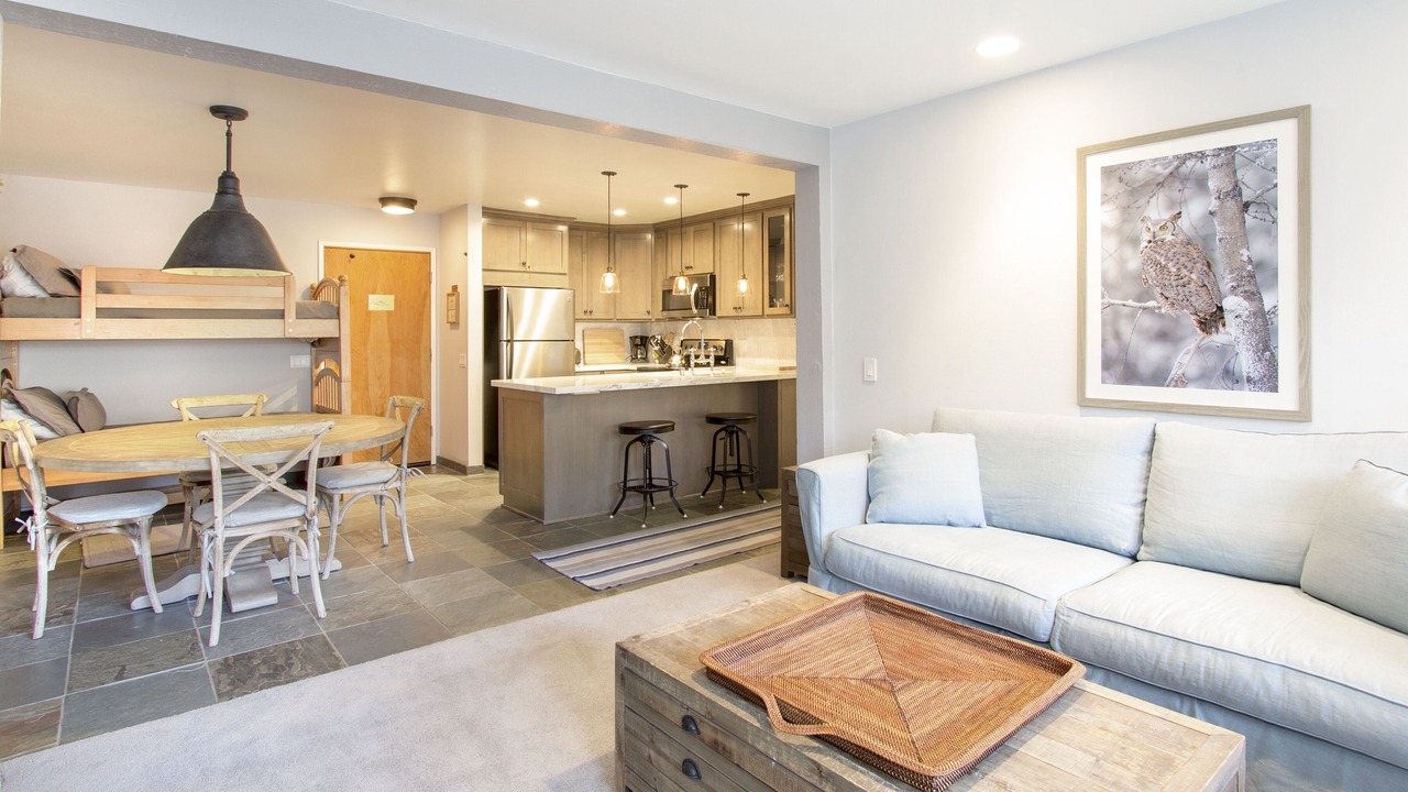 Photo of Livingroom in Mammoth Lakes