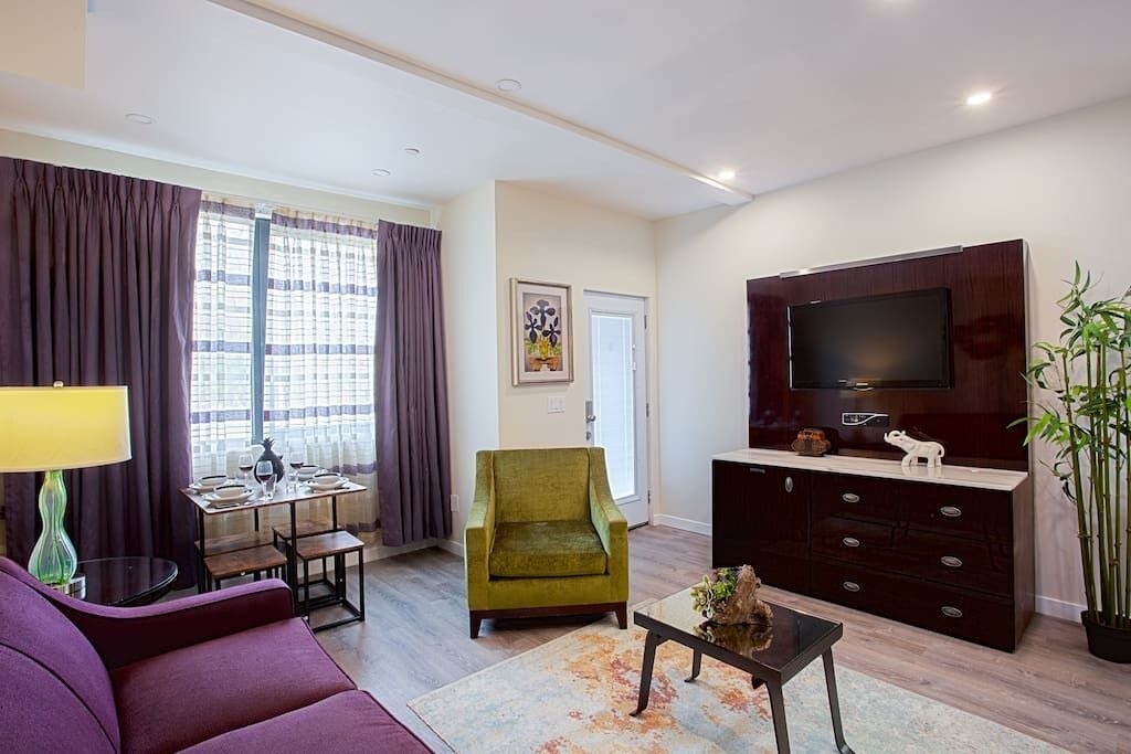 Photo of Livingroom in Bankers Hill