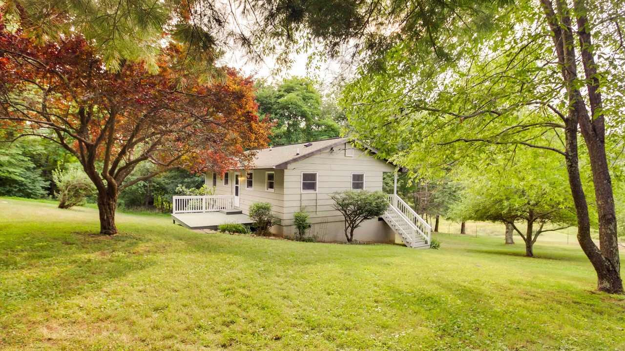 Photo of Outdoor in Montebello