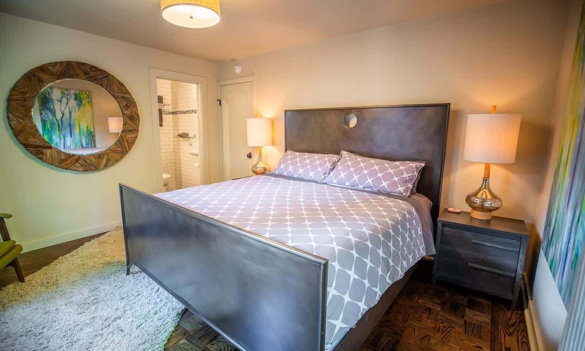 Photo of Bedroom in Guerneville