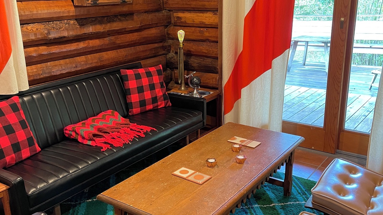 Photo of Livingroom in Anderson Valley