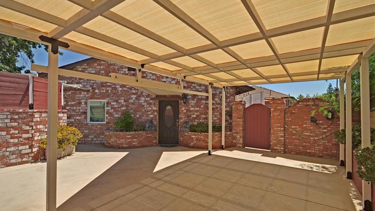 Photo of Outdoor in Chatsworth