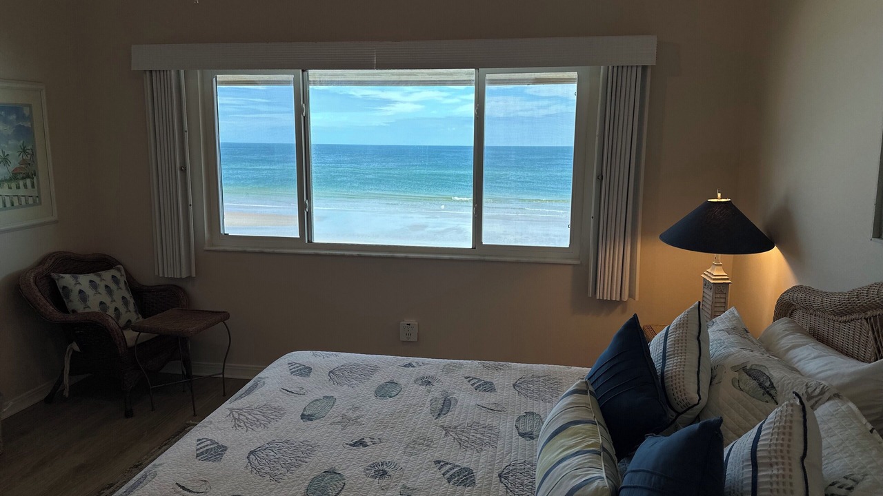 Photo of Bedroom in Crescent Beach