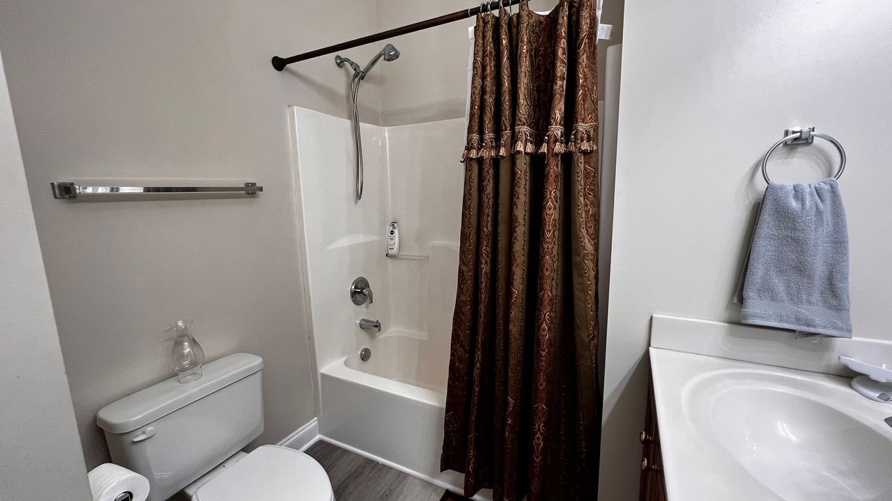 Photo of Bathroom in Newell