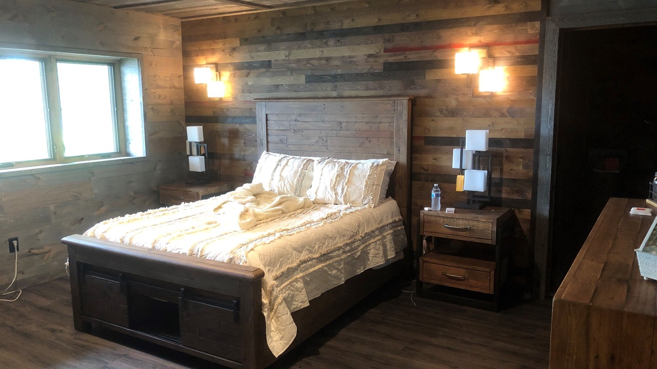 Photo of Bedroom in Champion