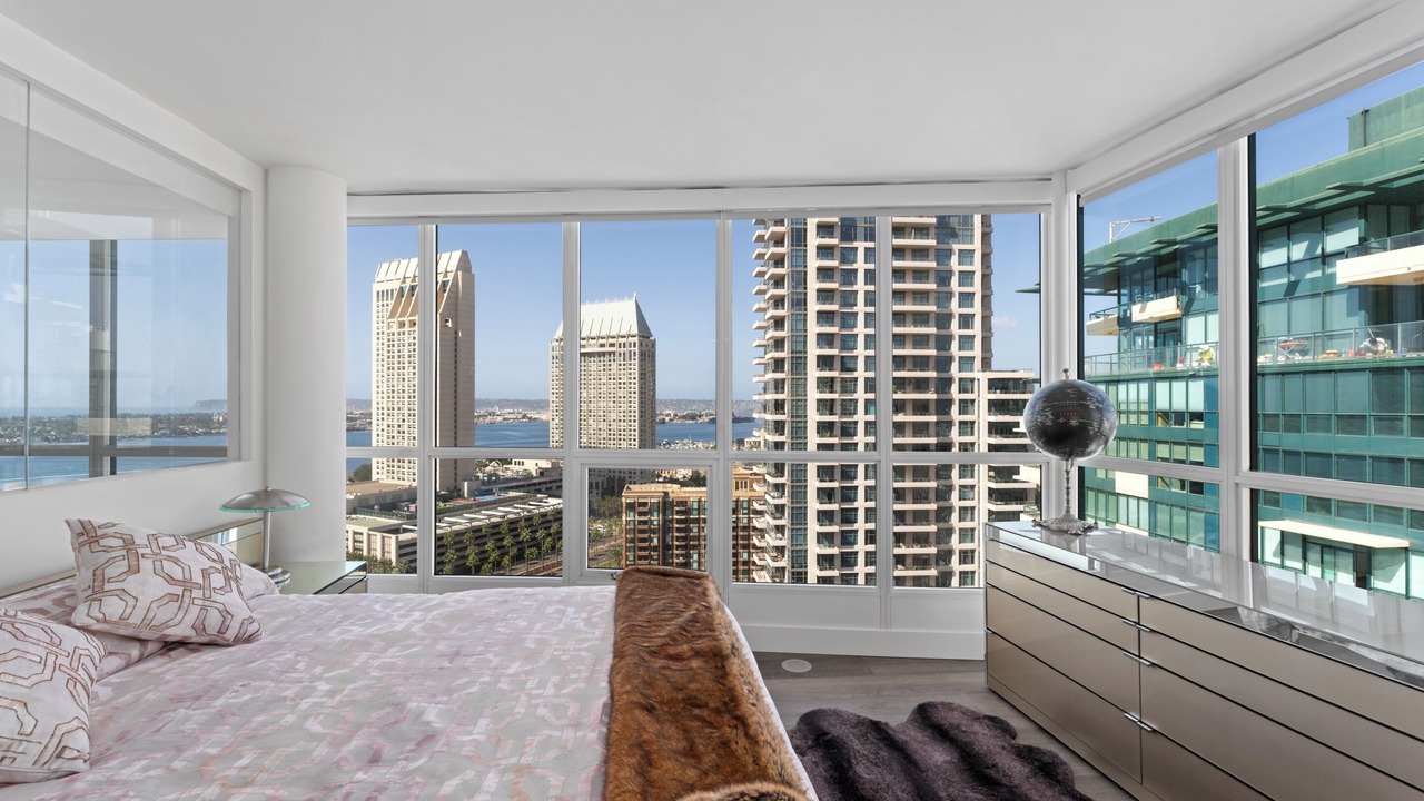 Photo of Bedroom in Downtown San Diego