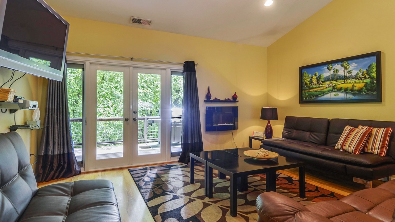 Photo of Bedroom in Guerneville