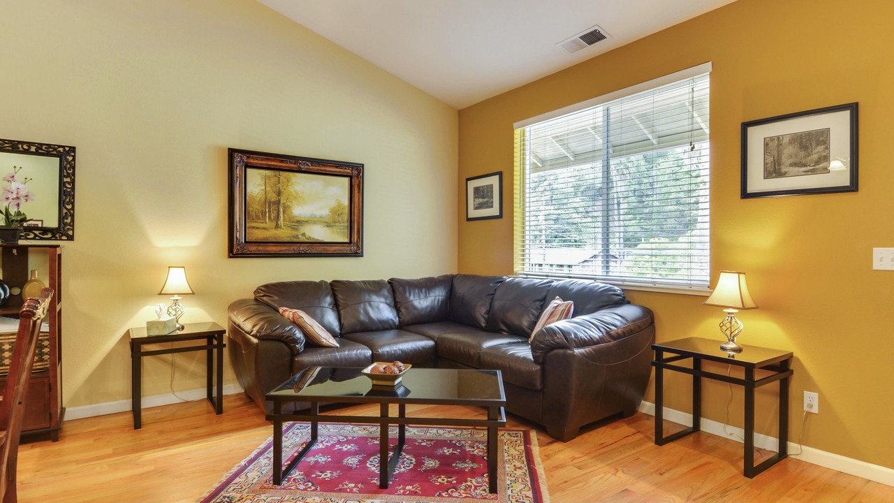 Photo of Bedroom in Guerneville