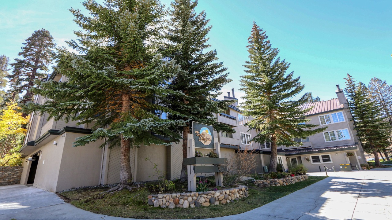 Photo of Outdoor in Mammoth Lakes