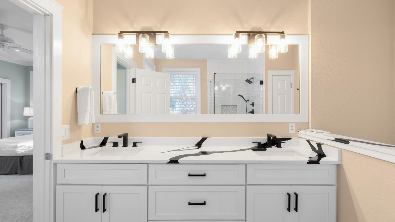 Photo of Bathroom in Seacrest Beach