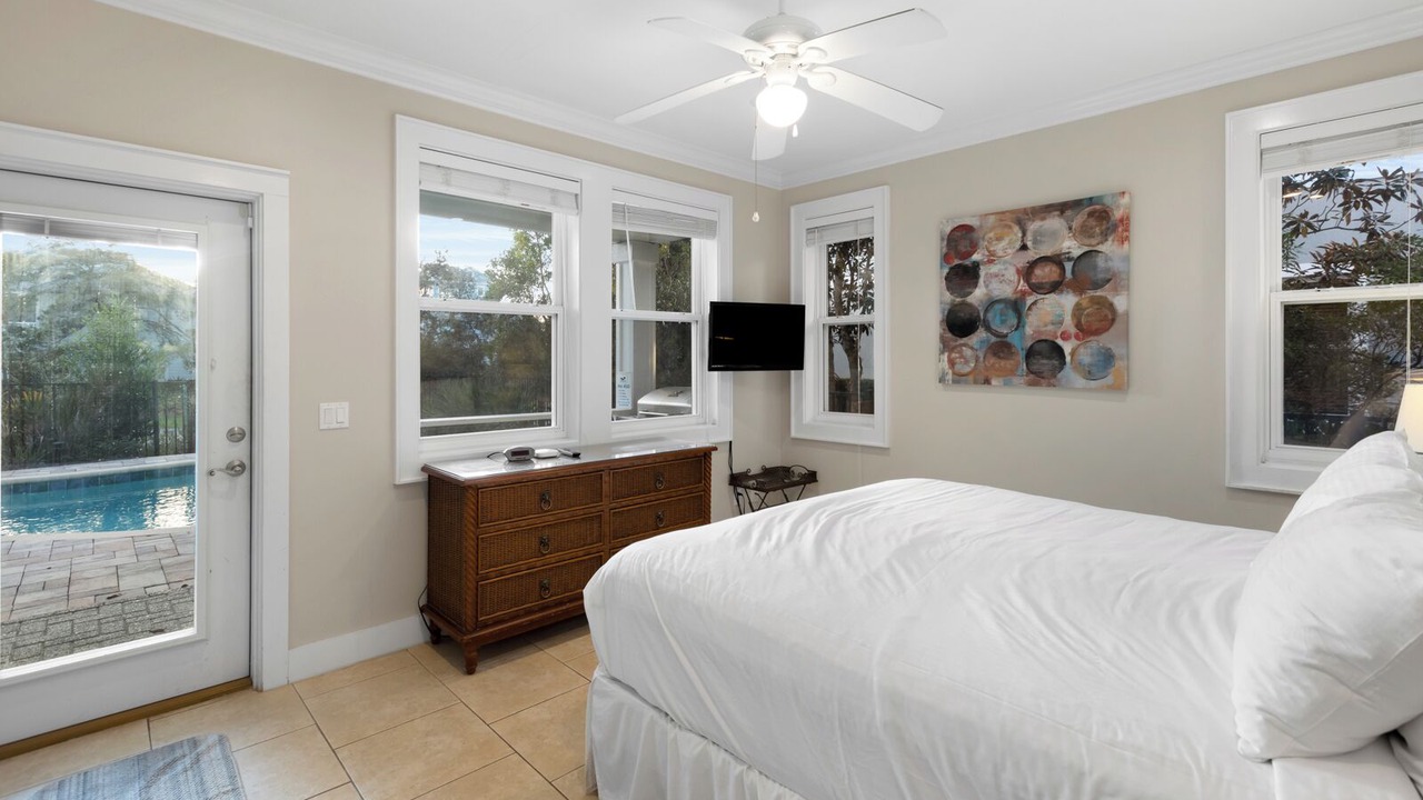 Photo of Bedroom in Seacrest Beach