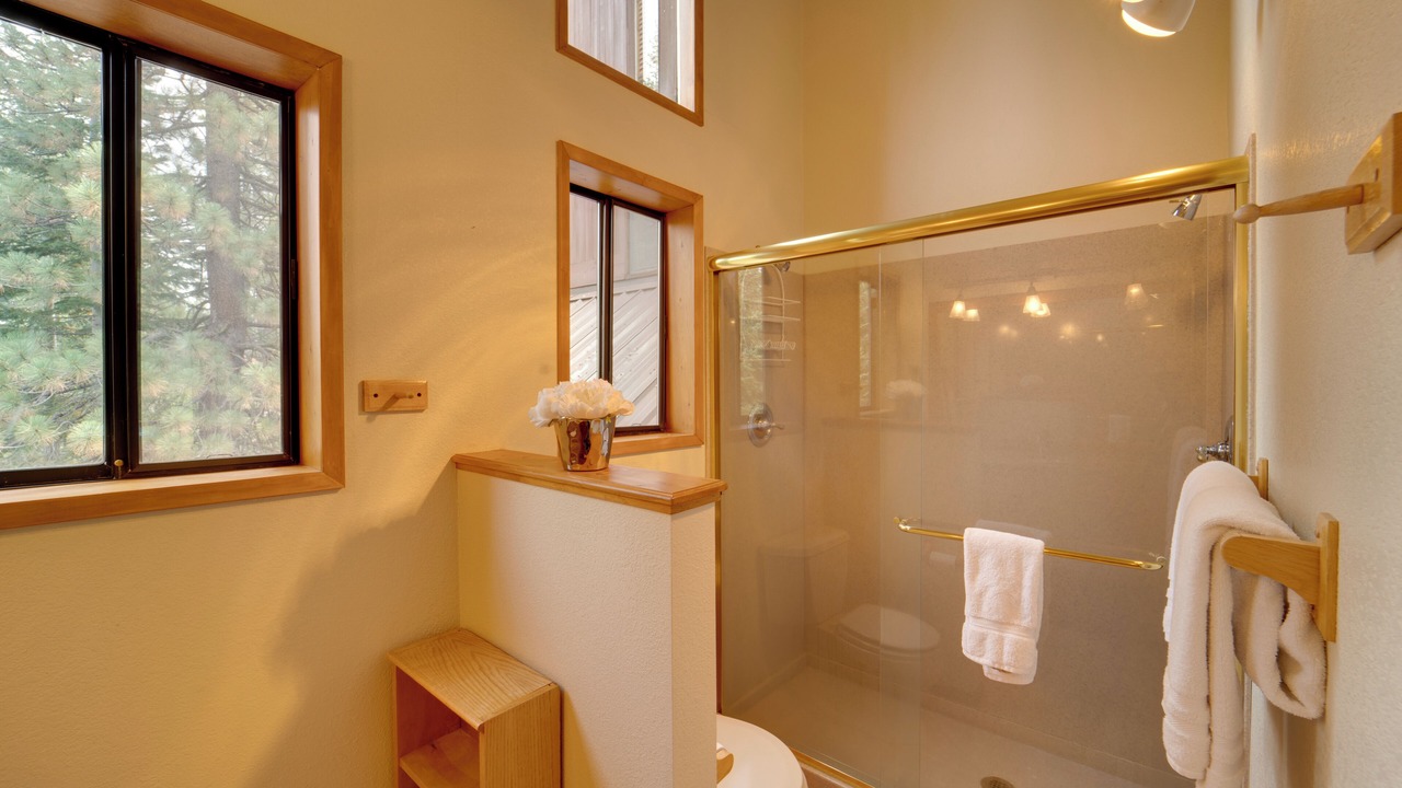 Photo of Bathroom in Truckee