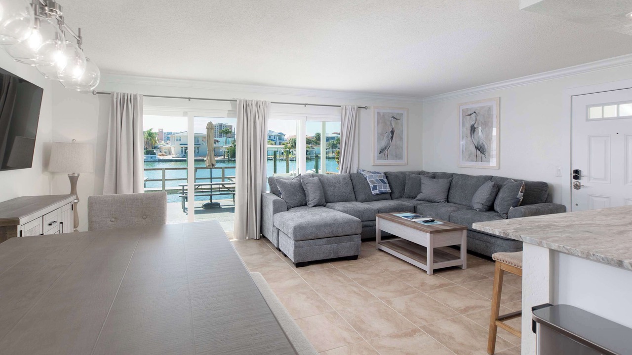 Photo of Livingroom in Clearwater Beach