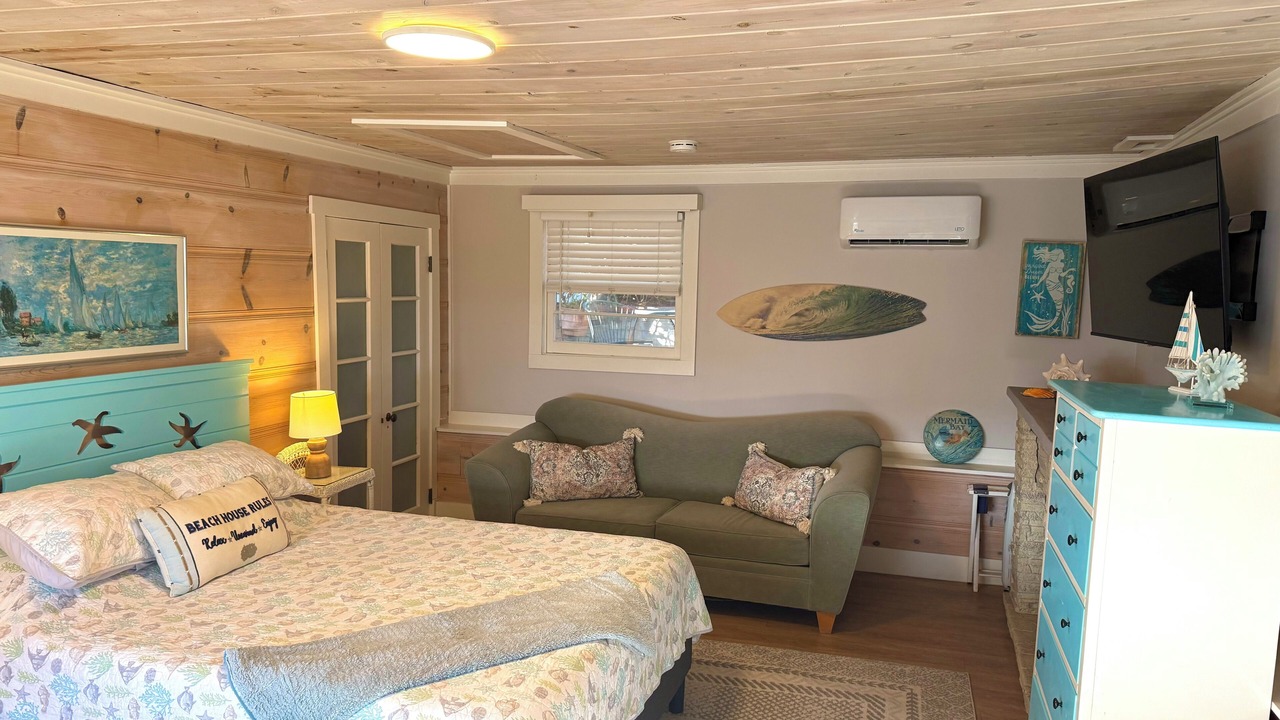 Photo of Bedroom in North Pacific Beach