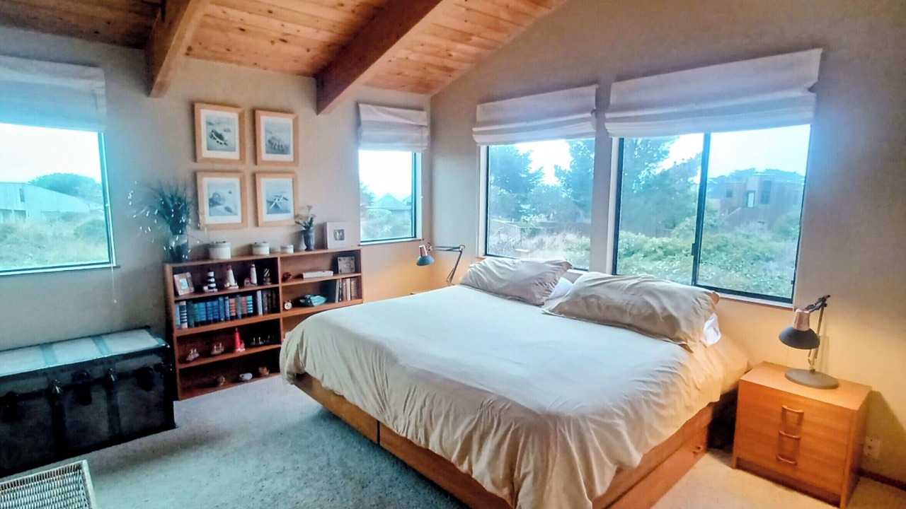 Photo of Bedroom in Sea Ranch