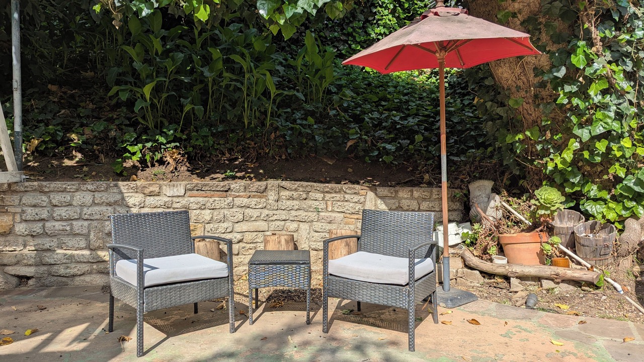 Photo of Patio Balcony in Beverly Glen