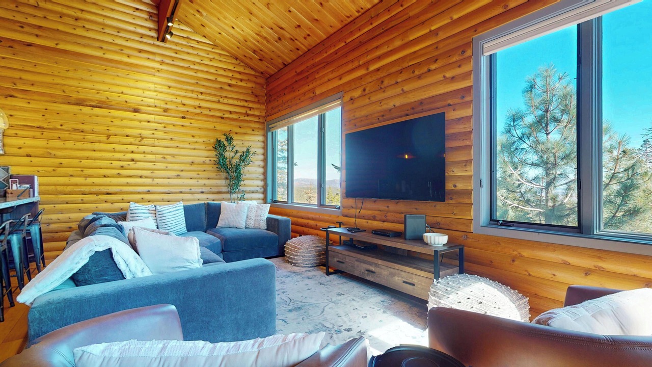 Photo of Livingroom in Mammoth Lakes