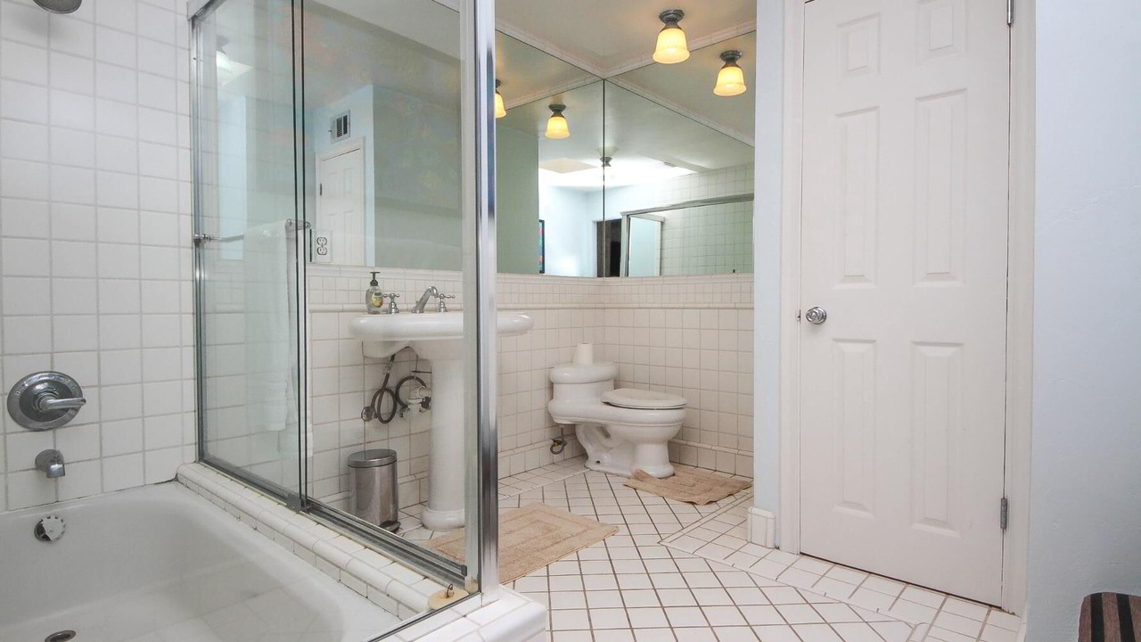 Photo of Bathroom in Village of La Jolla