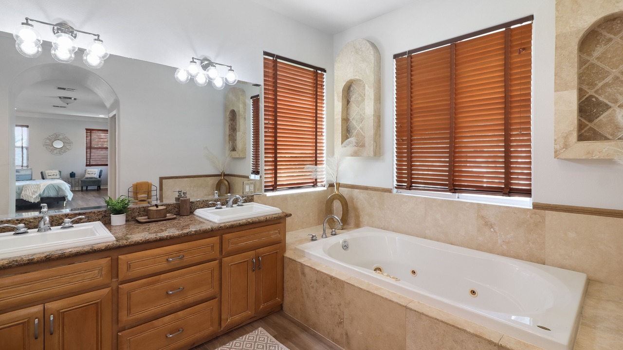 Photo of Bathroom in Sherman Oaks