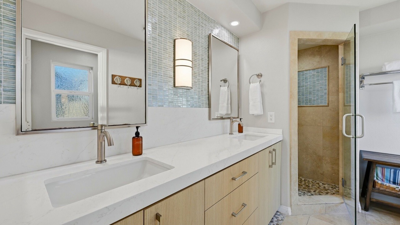 Photo of Bathroom in Mission Beach