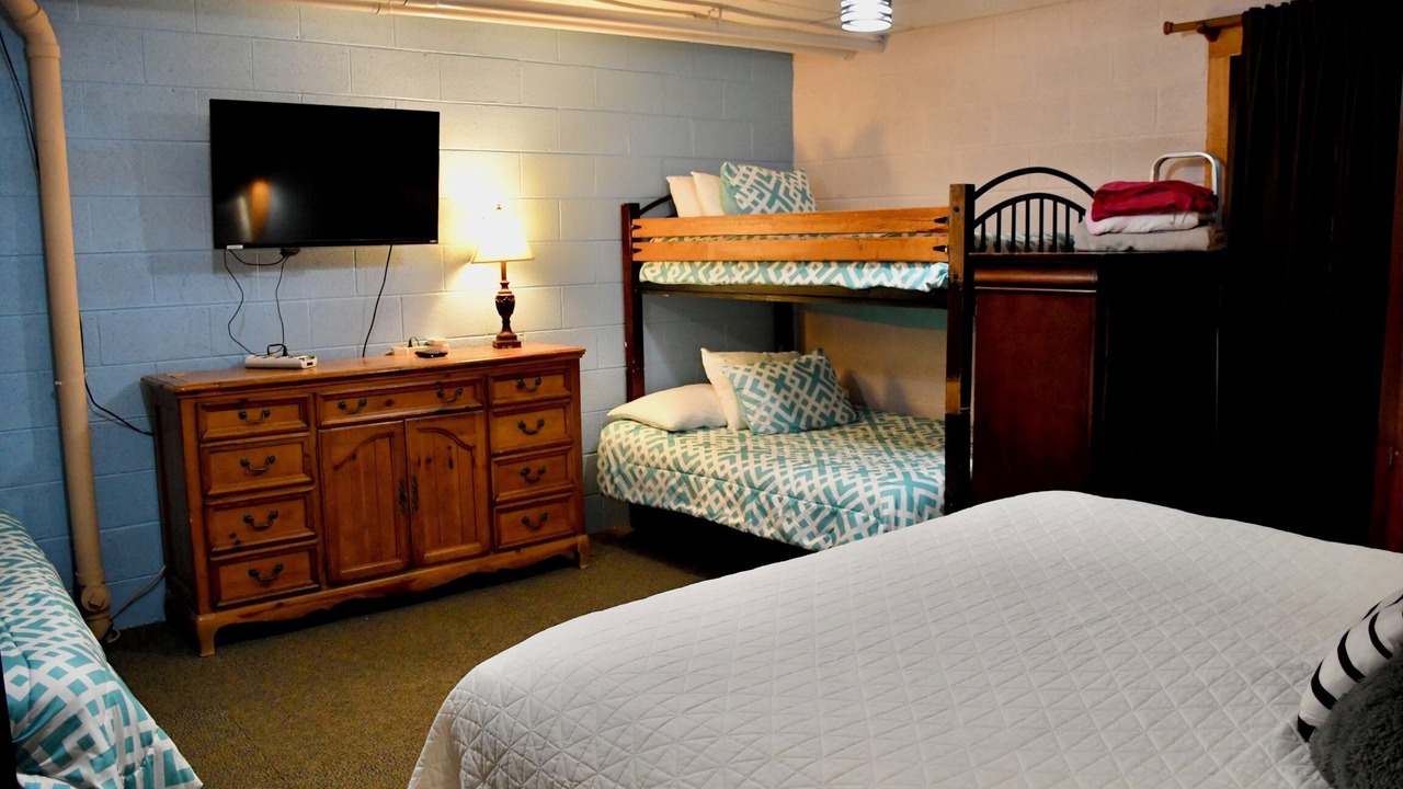 Photo of Bedroom in Laurel Ridge