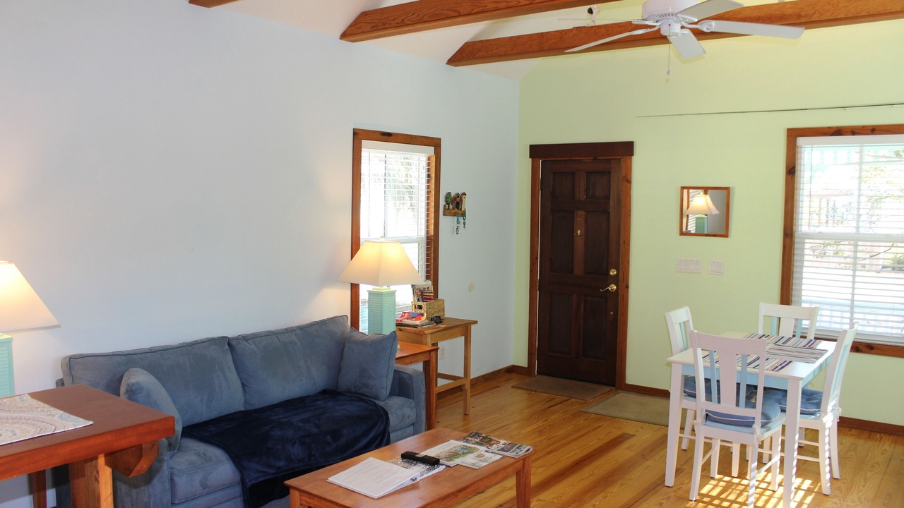 Photo of Livingroom in Lincolnville