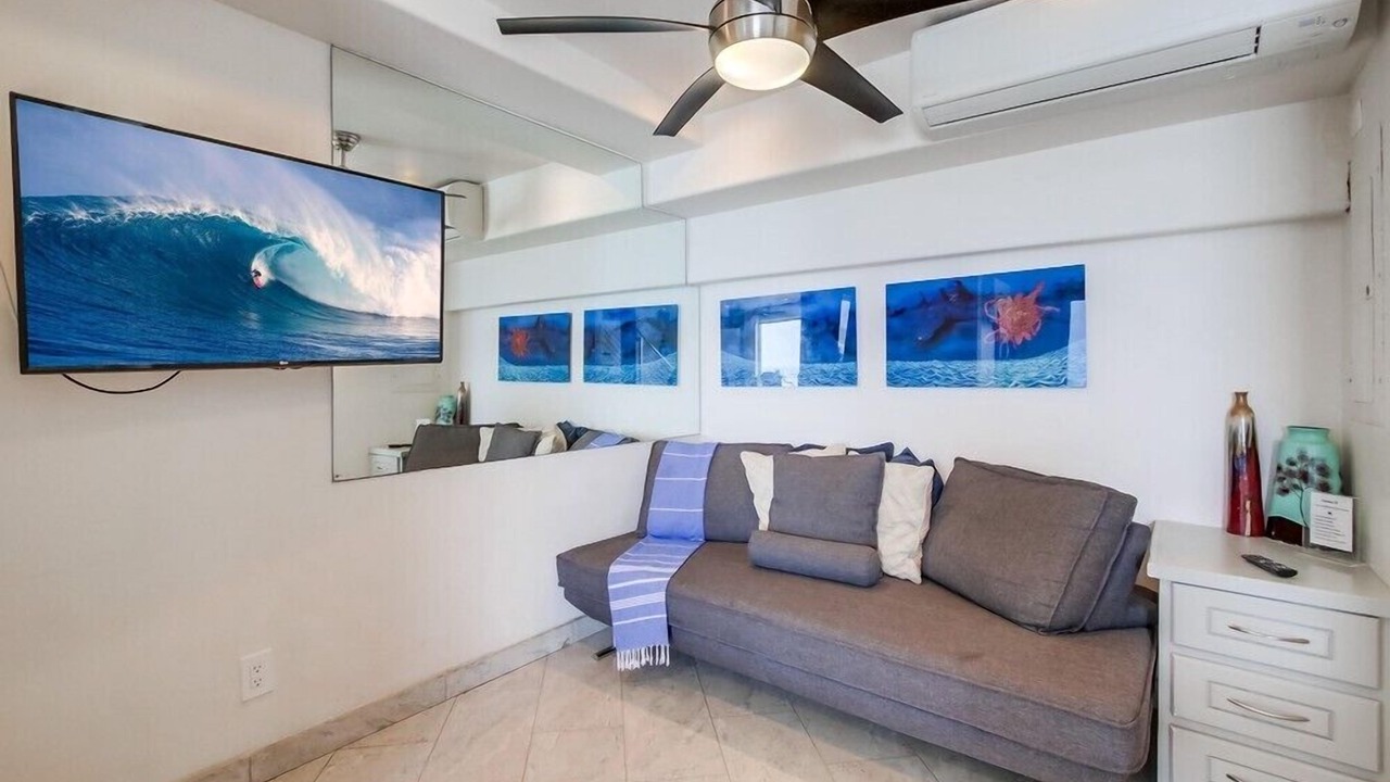 Photo of Livingroom in Mission Beach