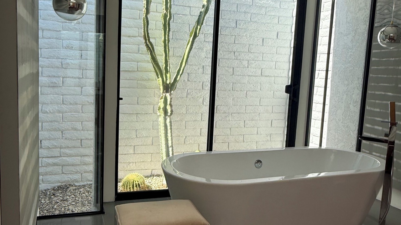 Photo of Bathroom in Historic Tennis Club