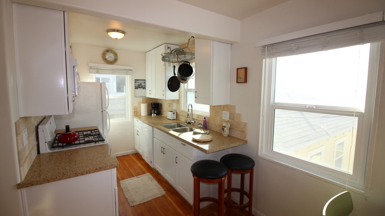 Photo of Kitchen in Mission Beach
