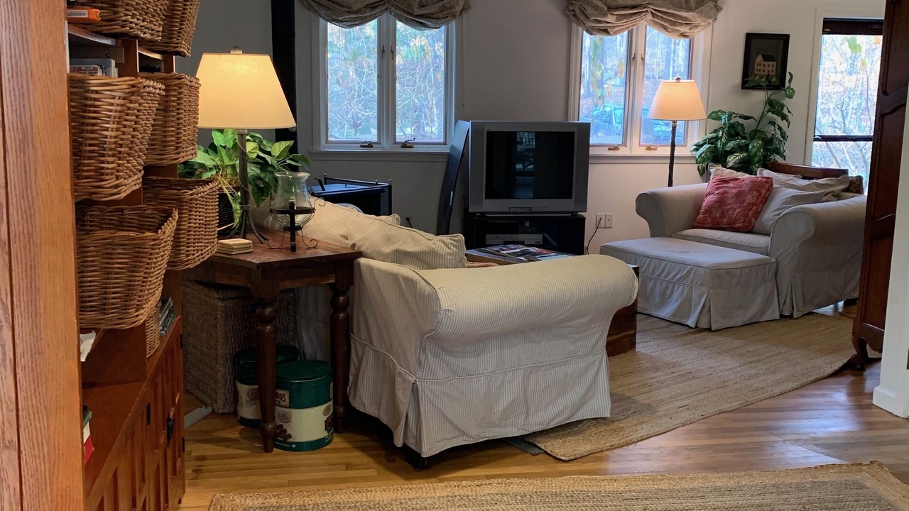 Photo of Bedroom in Monterey
