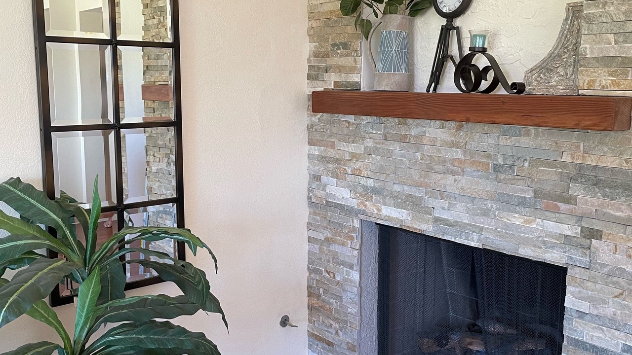 Photo of Livingroom in Rancho Bernardo
