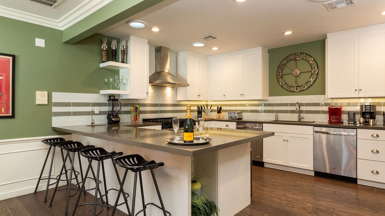 Photo of Kitchen in The Movie Colony