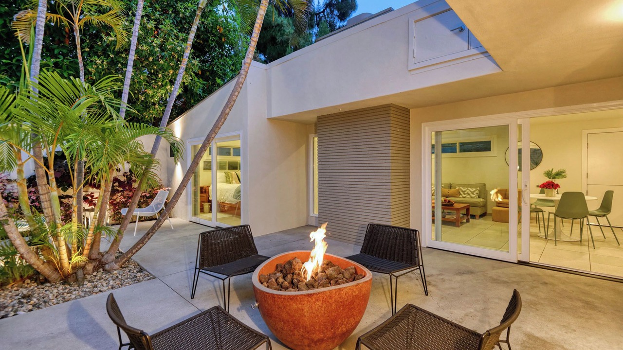 Photo of Patio Balcony in La Jolla Shores