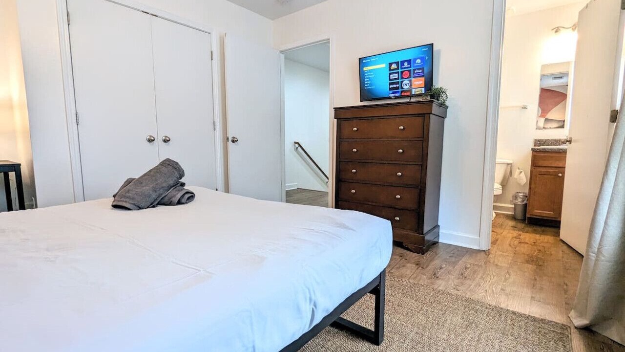 Photo of Bedroom in Biddleville