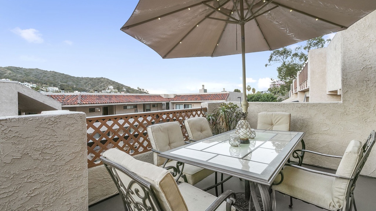 Photo of Patio Balcony in Avalon