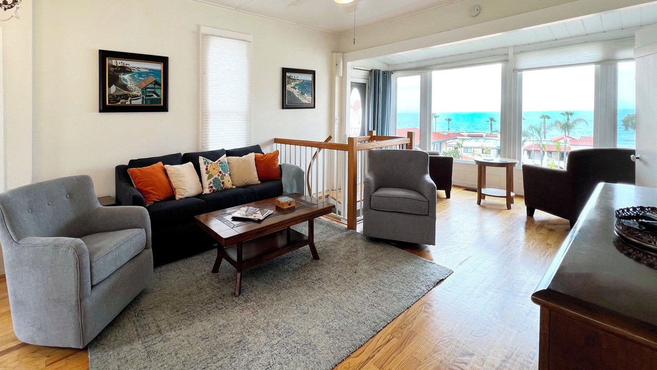 Photo of Bedroom in Village of La Jolla