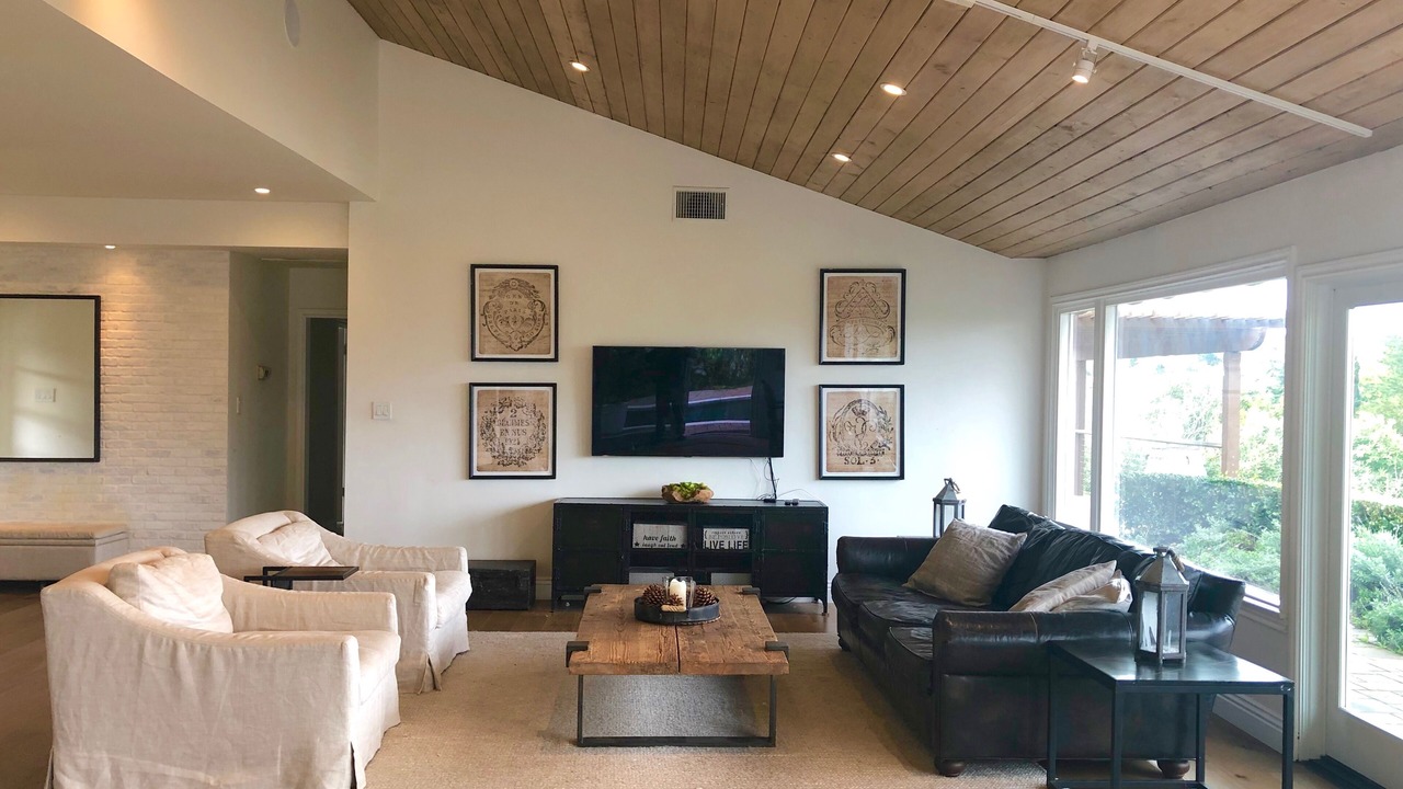 Photo of Livingroom in Los Angeles