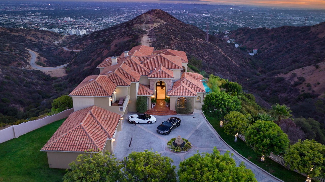 Photo of Outdoor in Hollywood Hills