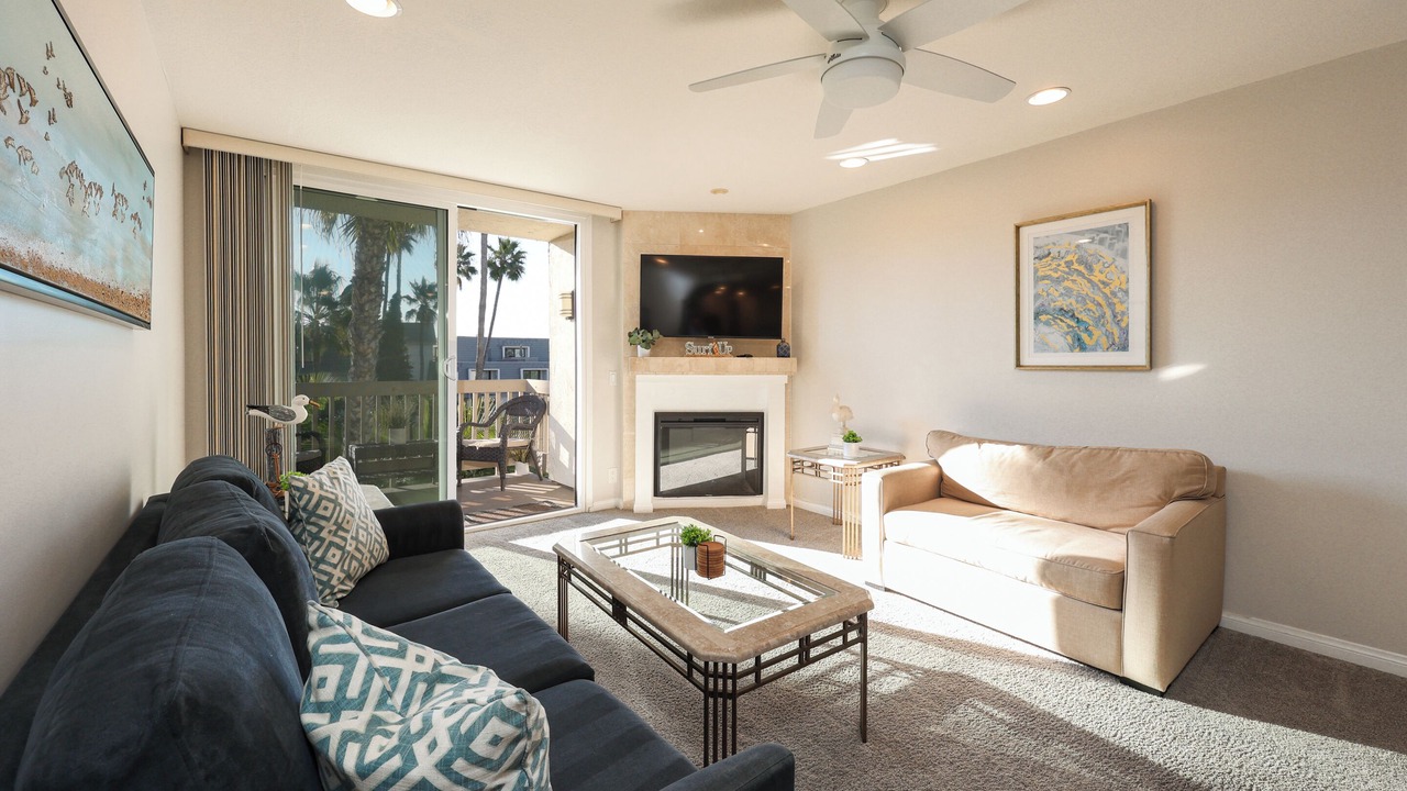 Photo of Livingroom in Townsite