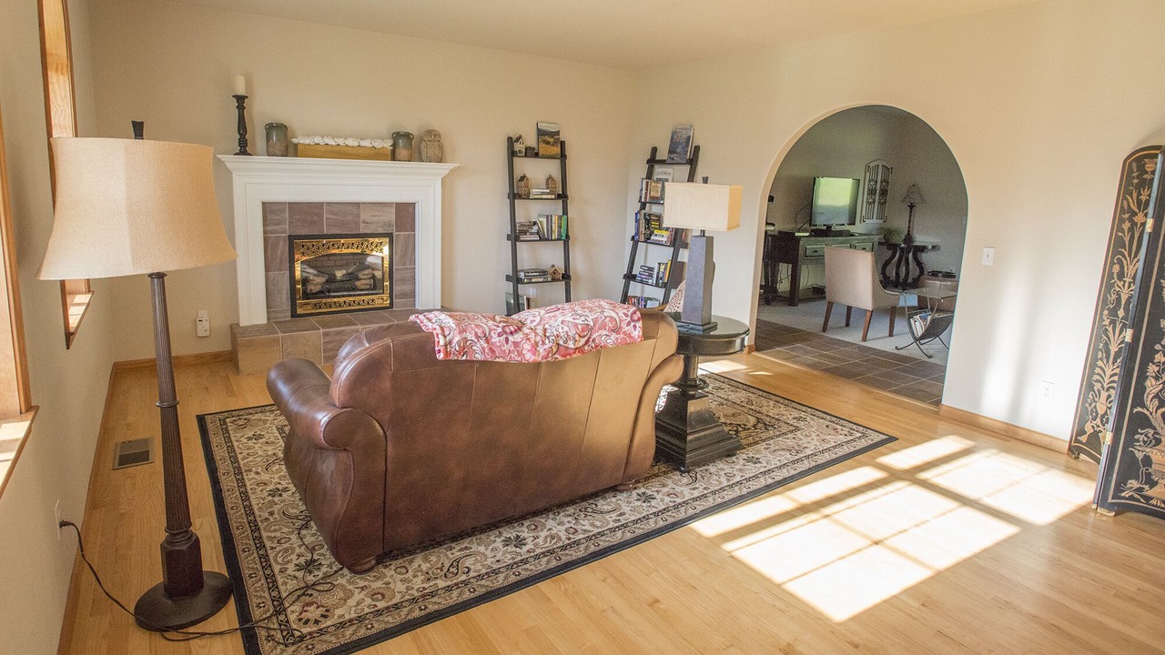Photo of Livingroom in Lotus