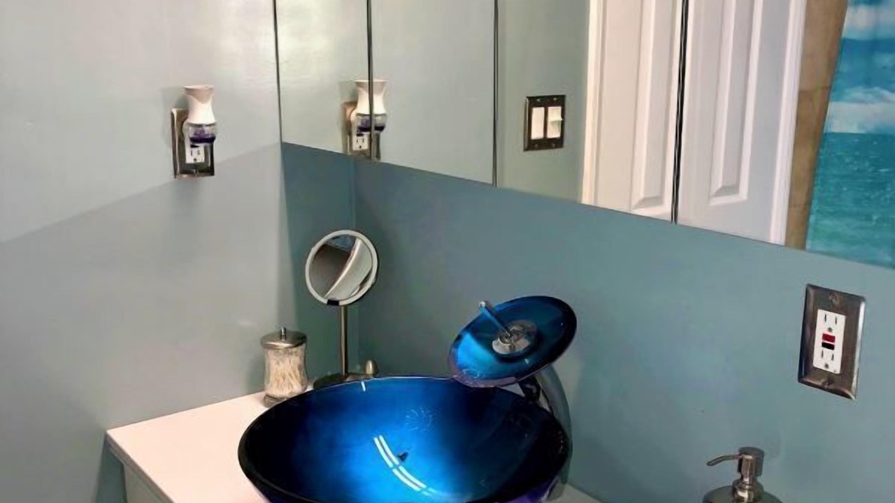 Photo of Bathroom in Mission Beach