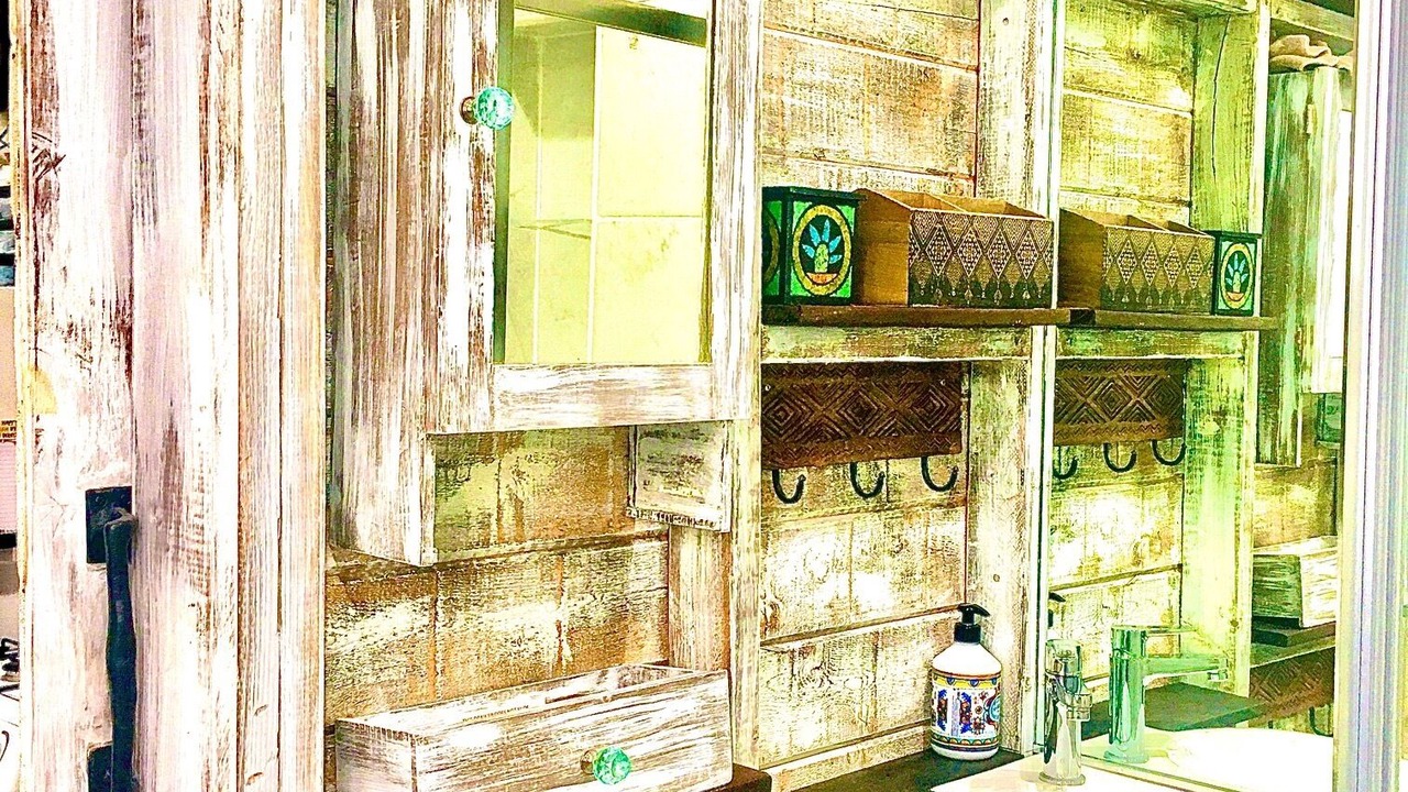 Photo of Bathroom in Hollywood
