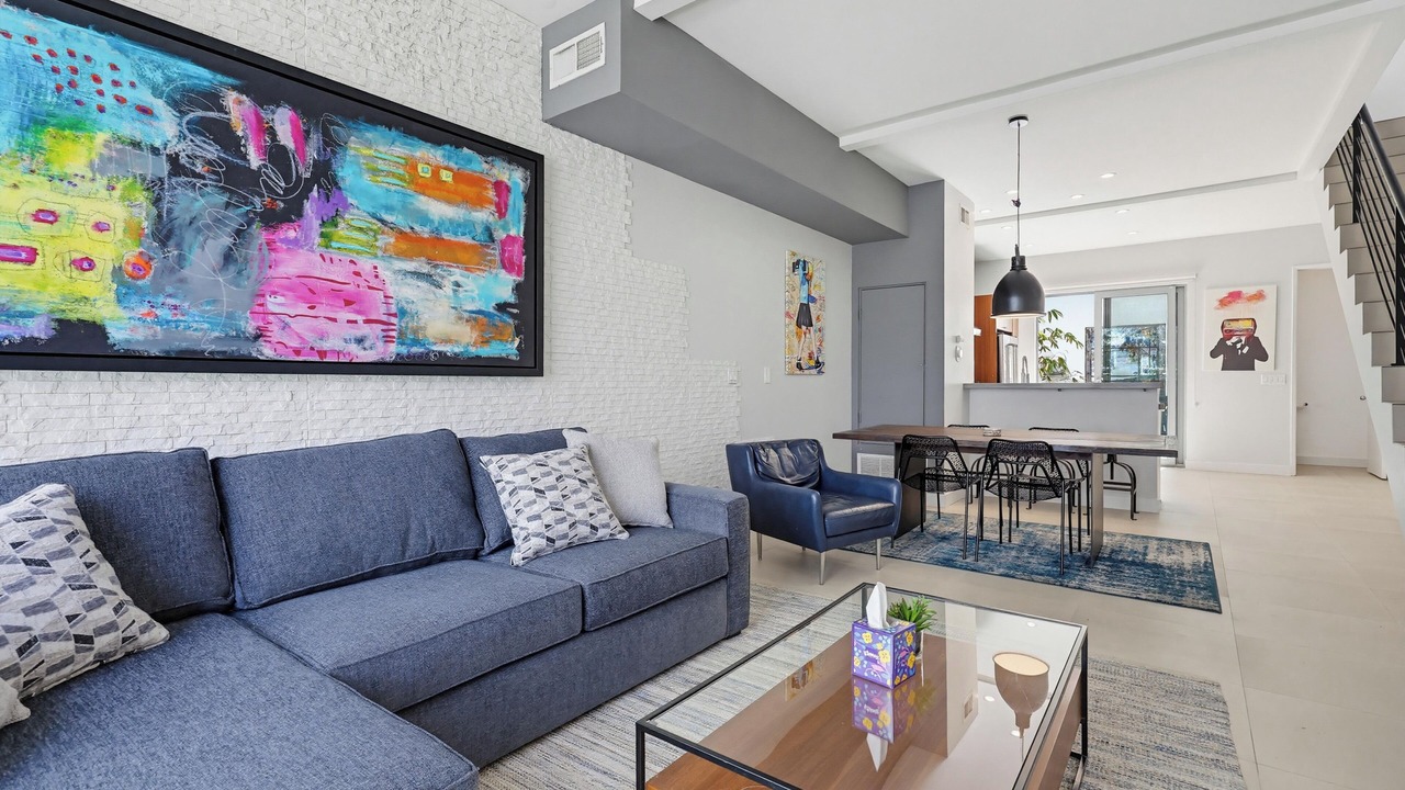 Photo of Livingroom in Little Italy
