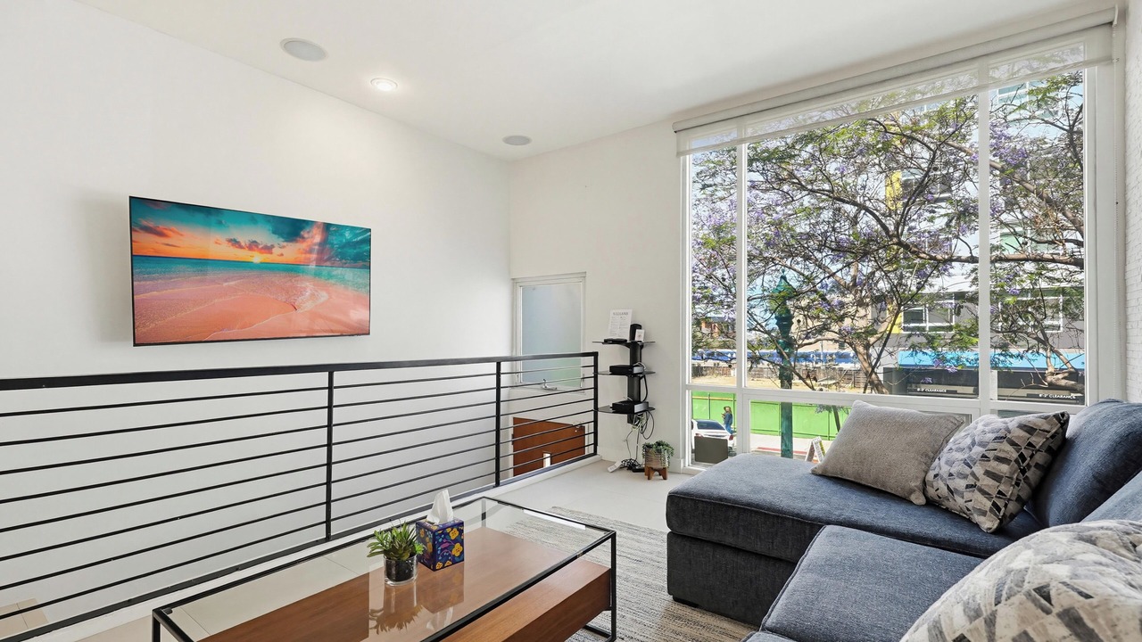 Photo of Livingroom in Little Italy