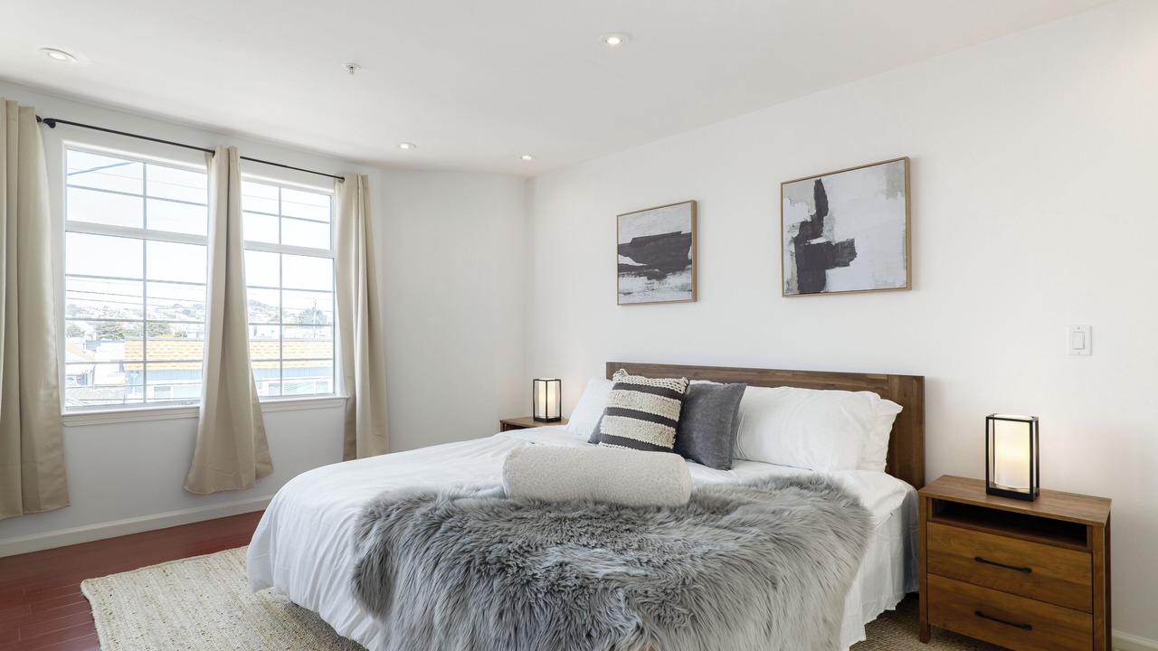Photo of Bedroom in Daly City