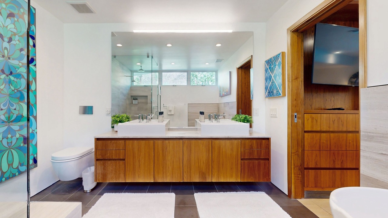 Photo of Bathroom in The Mesa