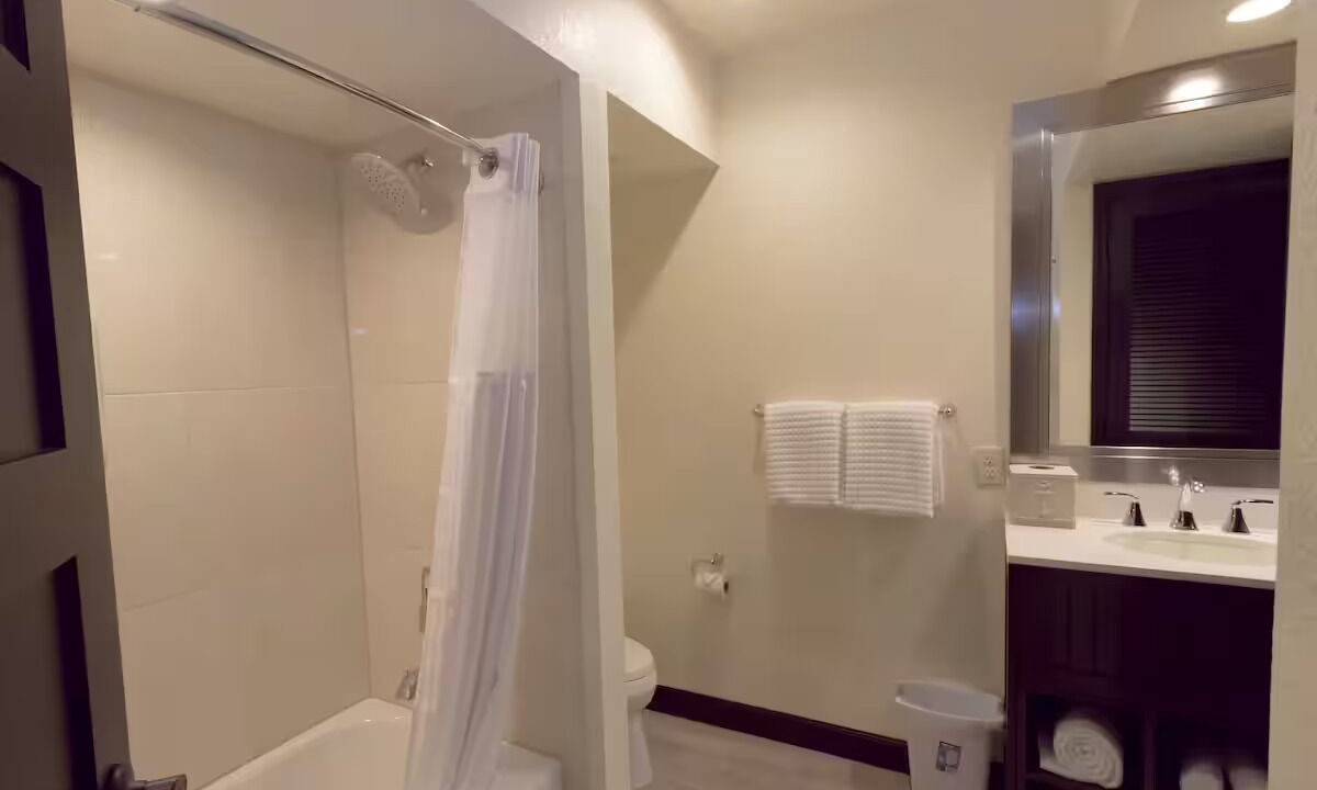Photo of Bathroom in Cocoa Beach