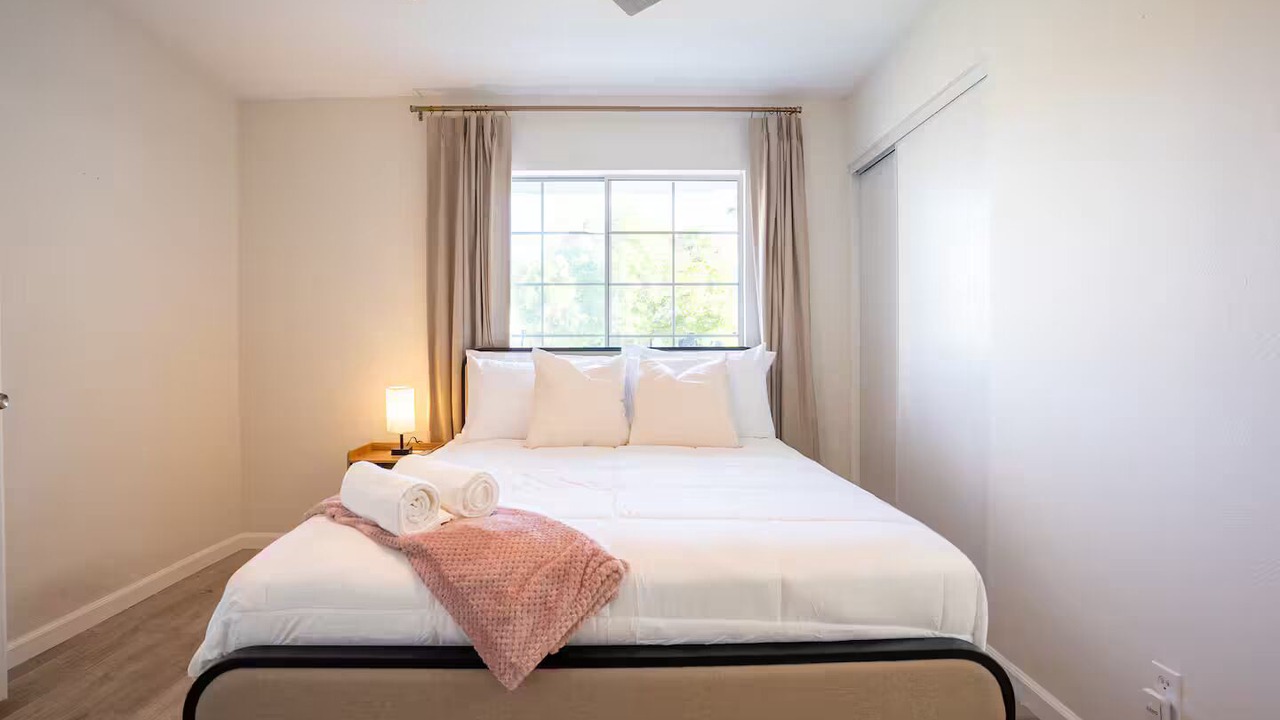 Photo of Bedroom in Palmdale