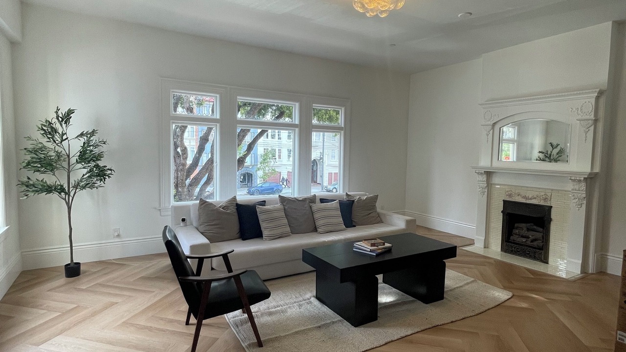 Photo of Livingroom in Russian Hill