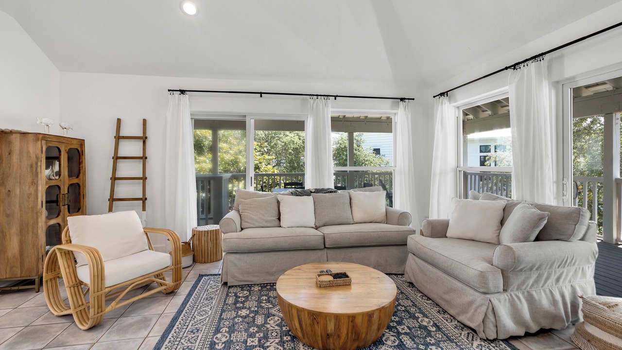 Photo of Livingroom in Inlet Beach